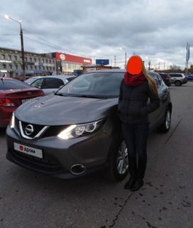 SUV   Nissan Qashqai 2015 , 1300000 ,  