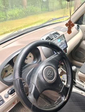 SUV   Toyota RAV4 2002 , 700000 , 