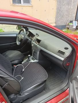  Opel Astra 2010 , 650000 , 