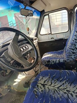 SUV    3151 1999 , 320000 , 
