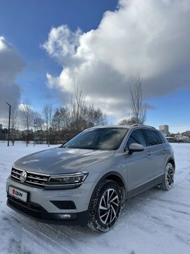 SUV   Volkswagen Tiguan 2018 , 2570000 , 