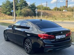 BMW 5-Series, 2019