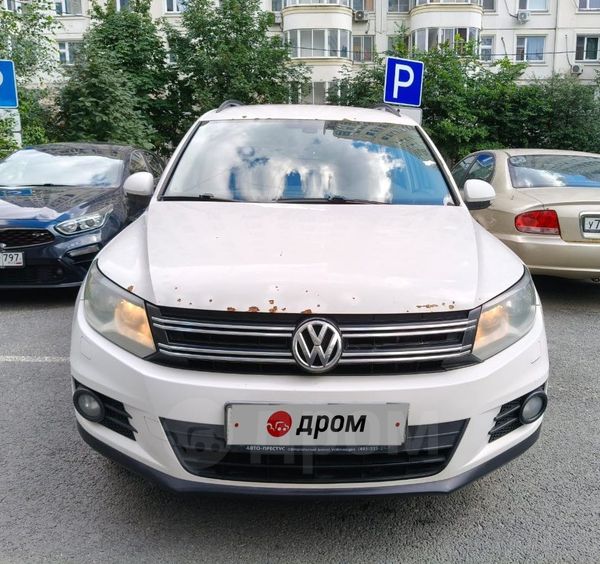 SUV   Volkswagen Tiguan 2012 , 1000000 , 