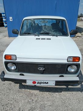  3   4x4 2121  2014 , 700000 , 