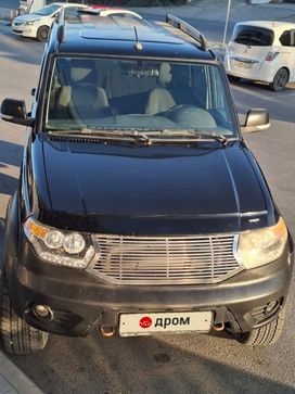 SUV     2015 , 740000 , 