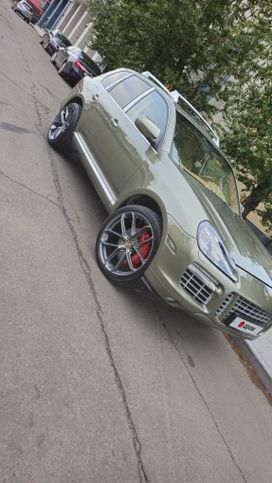 SUV   Porsche Cayenne 2008 , 2000000 , 
