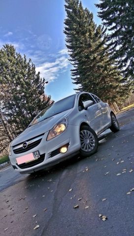  3  Opel Corsa 2010 , 630000 , 