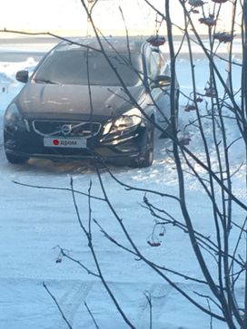  Volvo S60 2011 , 1000000 , 