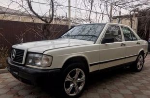  Mercedes-Benz 190 1986 , 175000 , 