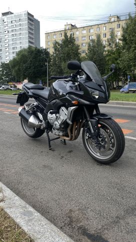 -  Yamaha FZ1 2010 , 620000 , 