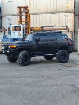 SUV   Toyota FJ Cruiser 2006 , 4500000 , -