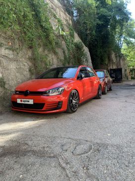  Volkswagen Golf 2014 , 2700000 , 