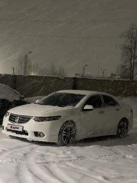  Honda Accord 2011 , 2000000 , 