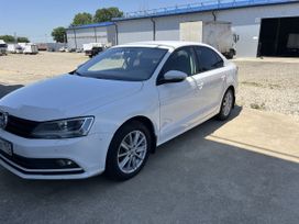  Volkswagen Jetta 2015 , 900000 , 