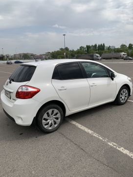  Toyota Auris 2010 , 1025000 , 