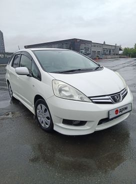  Honda Fit Shuttle 2013 , 920000 , 