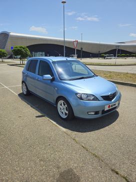  Mazda Demio 2004 , 400000 , 
