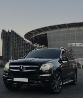 SUV   Mercedes-Benz GL-Class 2013 , 2750000 , 