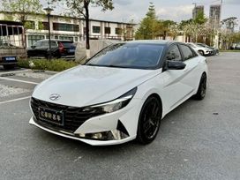  Hyundai Elantra 2022 , 1300000 , 