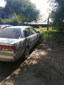  Nissan Sunny 2003 , 250000 , 