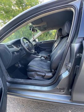  Volkswagen Jetta 2013 , 1100000 , 