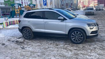SUV   Skoda Karoq 2022 , 2700000 , 
