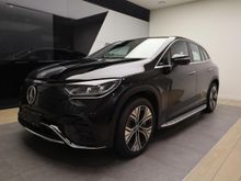 - EQE SUV, 2024