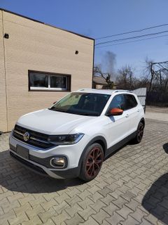 Volkswagen T-Cross, 2020