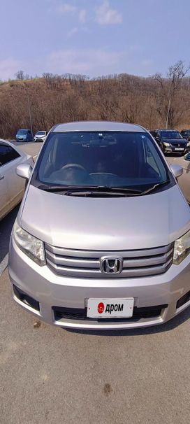    Honda Freed Spike 2011 , 830000 , 