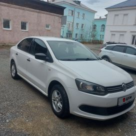  Volkswagen Polo 2011 , 680000 , 