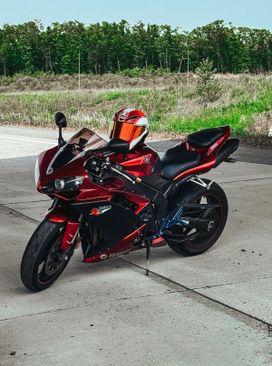   Yamaha YZF-R1 2007 , 700000 , 