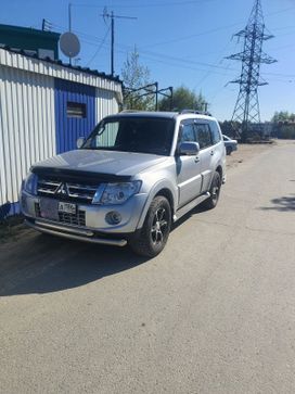 SUV   Mitsubishi Pajero 2011 , 1900000 , 