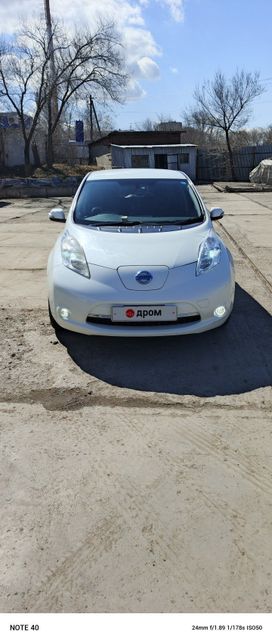  Nissan Leaf 2011 , 280000 , 