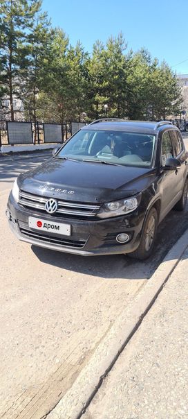 SUV   Volkswagen Tiguan 2012 , 1000000 , 