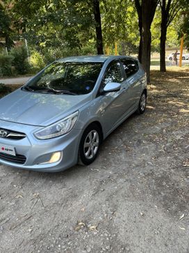  Hyundai Solaris 2013 , 970000 , 