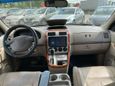    Kia Carnival 2004 , 330000 , -