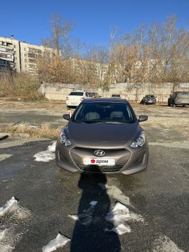  Hyundai i30 2013 , 950000 , 