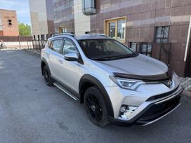 SUV или внедорожник Toyota RAV4 2018 года, 3120000 рублей, Прокопьевск