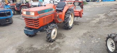  Kubota L1-225 2009 , 620000 , 
