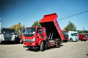  Hyundai Xcient 2024 , 4934000 , 