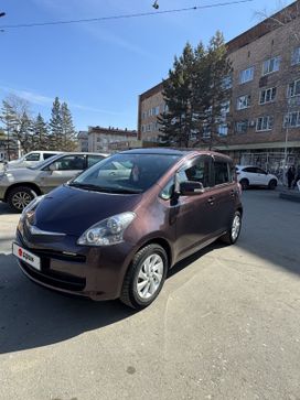  Toyota Ractis 2010 , 680000 , -