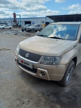 SUV   Suzuki Grand Vitara 2010 , 1100000 , 