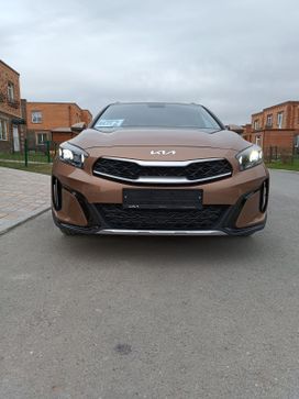 SUV   Kia Xceed 2023 , 2100000 , 