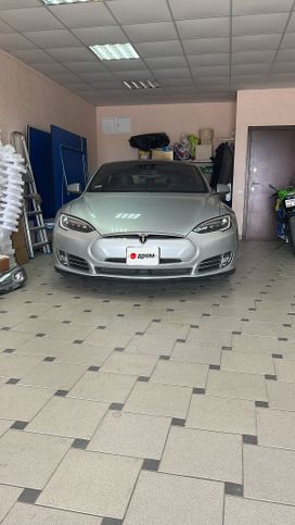  Tesla Model S 2016 , 2750000 , 