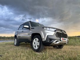 SUV      2021 , 950000 , 