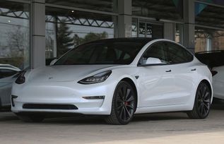  Tesla Model 3 2019 , 3600000 , 