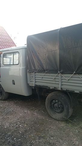     390945  2019 , 900000 , 