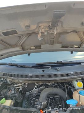    Volkswagen Caravelle 2011 , 1850000 , 