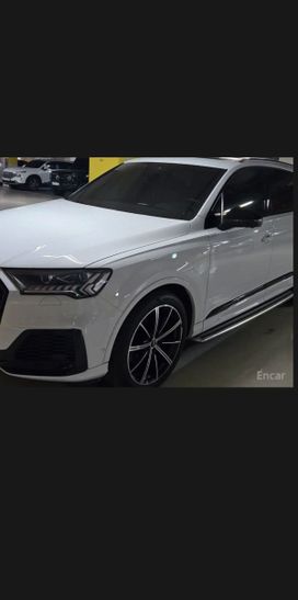 SUV   Audi Q7 2020 , 6990000 , 