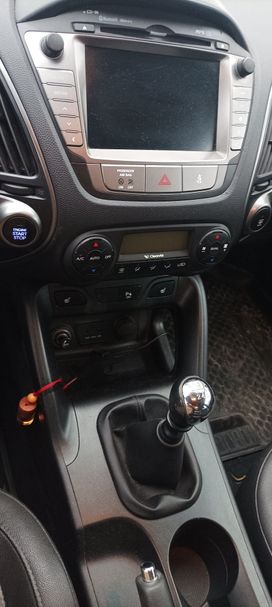 SUV   Hyundai ix35 2014 , 1600000 , 